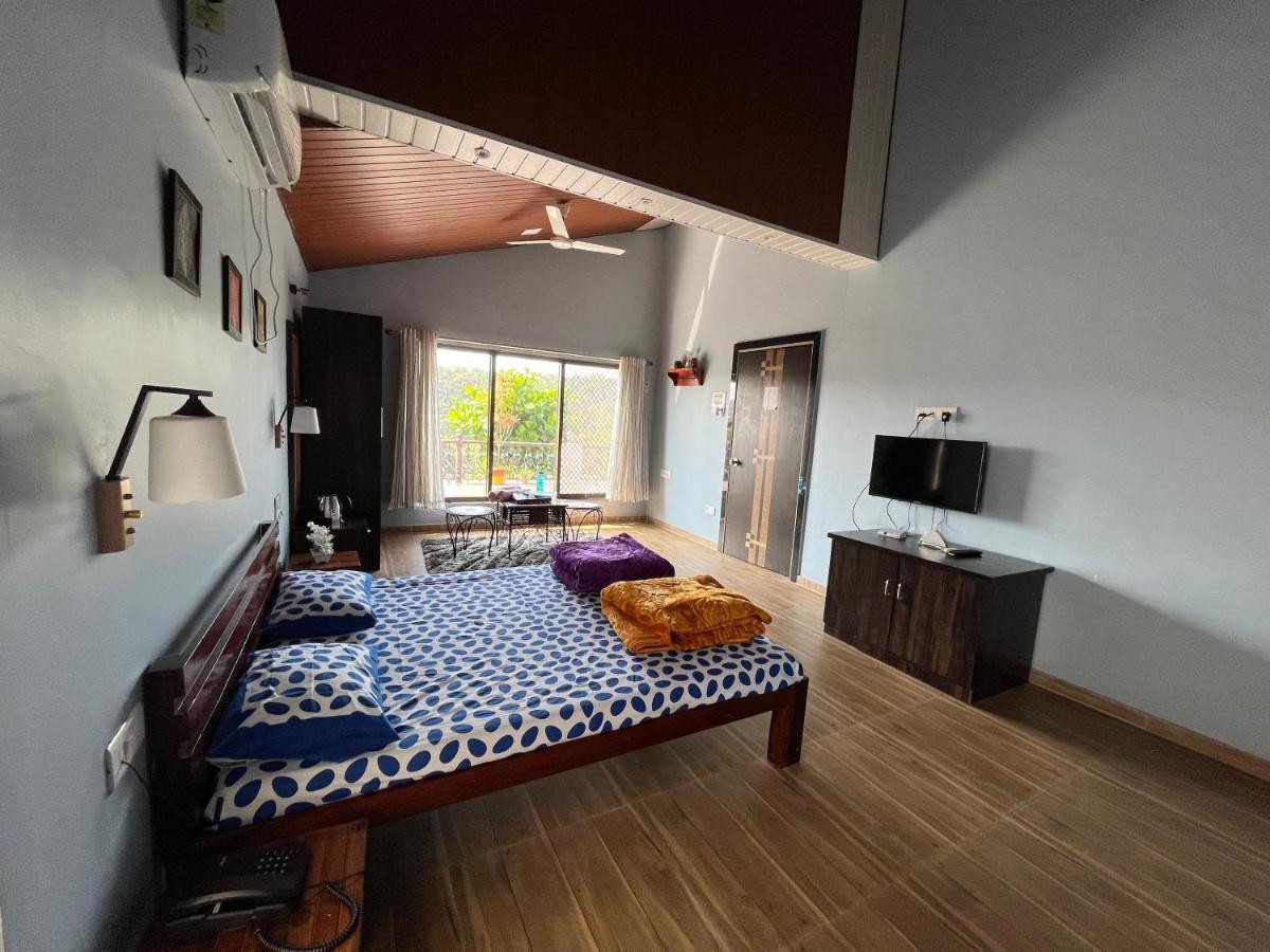 Bed and Breakfast Rutu Enclave Муруд Экстерьер фото
